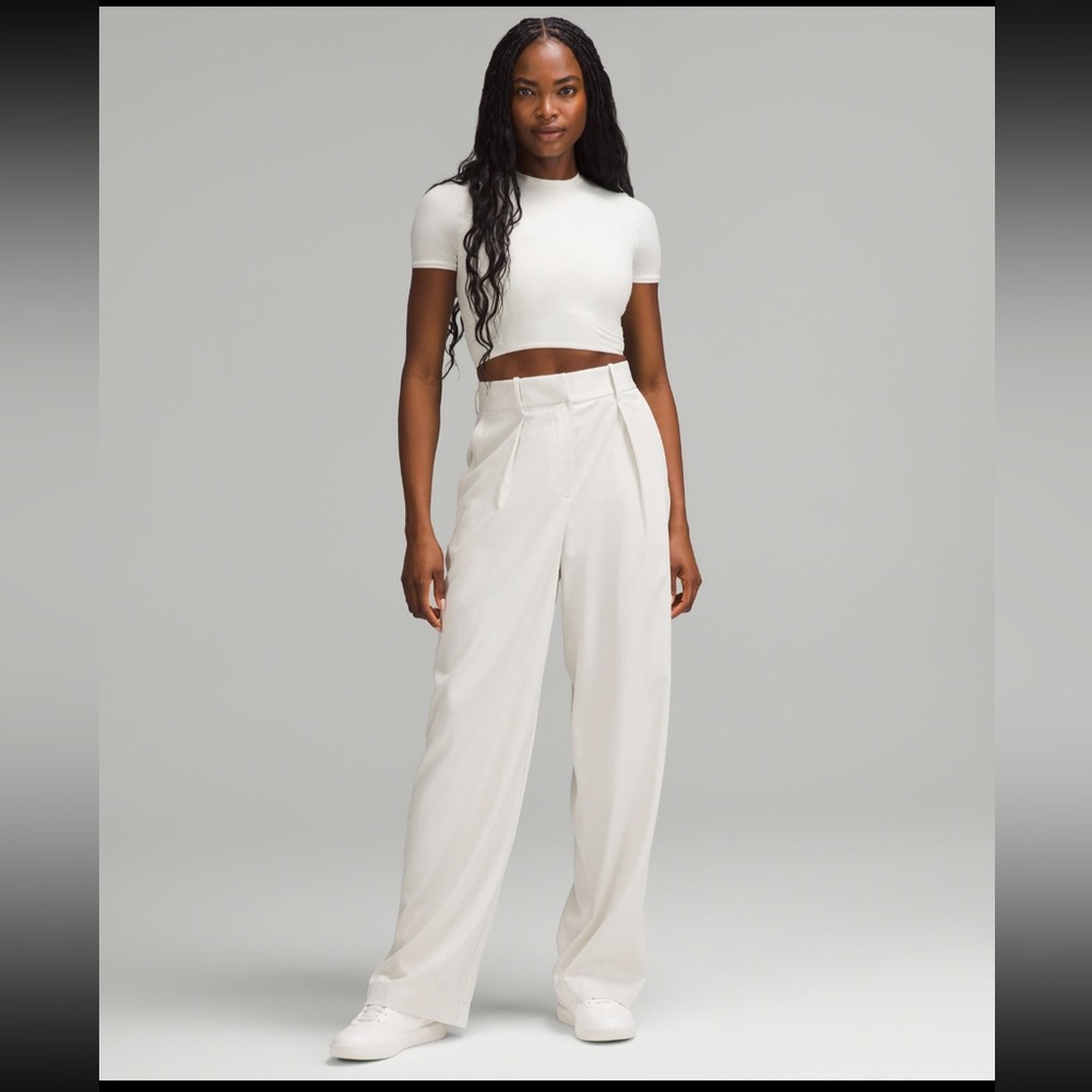 Lululemon pleat front high rise trouser